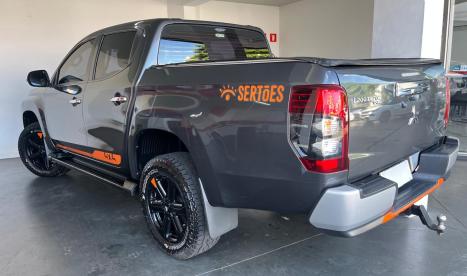 MITSUBISHI L 200 Triton 2.4 16V SPORT HPE 4X4 CABINE DUPLA TURBO DIESEL AUTOM�TICO, Foto 4