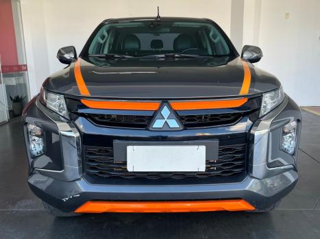 MITSUBISHI L 200 Triton 2.4 16V SPORT HPE 4X4 CABINE DUPLA TURBO DIESEL AUTOM�TICO, Foto 5