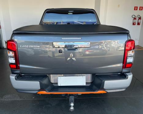 MITSUBISHI L 200 Triton 2.4 16V SPORT HPE 4X4 CABINE DUPLA TURBO DIESEL AUTOM�TICO, Foto 6