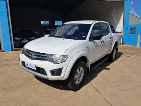 MITSUBISHI L 200 Triton 2.4 16V FLEX HLS CABINE DUPLA, Foto 1