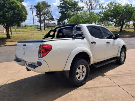 MITSUBISHI L 200 Triton 2.4 16V FLEX HLS CABINE DUPLA, Foto 2