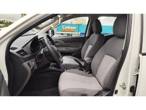 MITSUBISHI L 200 Triton 2.4 16V FLEX GL CABINE DUPLA, Foto 11