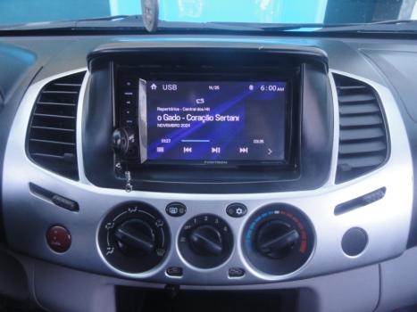 MITSUBISHI L 200 Triton 3.2 16V GLX 4X4 CABINE DUPLA TURBO DIESEL INTERCOOLER, Foto 10