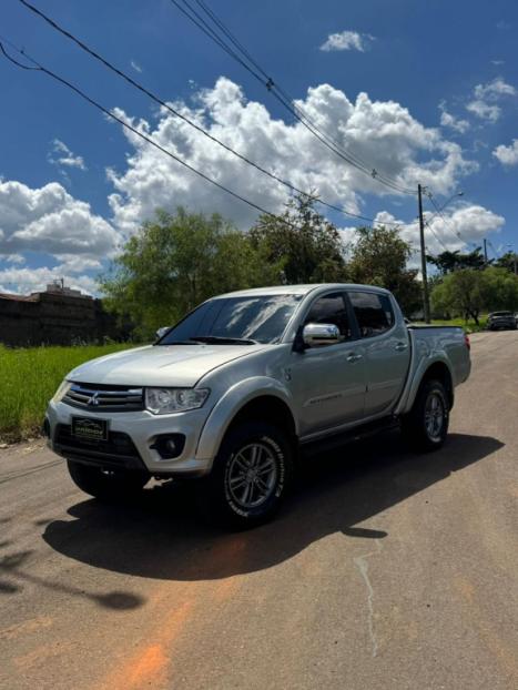 MITSUBISHI L 200 Triton 3.2 16V HPE 4X4 CABINE DUPLA TURBO DIESEL INTERCOOLER AUTOM�TICO, Foto 1
