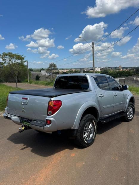 MITSUBISHI L 200 Triton 3.2 16V HPE 4X4 CABINE DUPLA TURBO DIESEL INTERCOOLER AUTOM�TICO, Foto 3