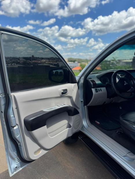 MITSUBISHI L 200 Triton 3.2 16V HPE 4X4 CABINE DUPLA TURBO DIESEL INTERCOOLER AUTOM�TICO, Foto 5