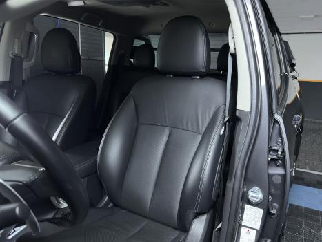 MITSUBISHI L 200 Triton 2.4 16V SPORT HPE 4X4 CABINE DUPLA TURBO DIESEL AUTOM�TICO, Foto 2