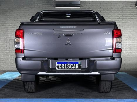 MITSUBISHI L 200 Triton 2.4 16V SPORT HPE 4X4 CABINE DUPLA TURBO DIESEL AUTOM�TICO, Foto 8