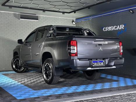 MITSUBISHI L 200 Triton 2.4 16V SPORT HPE 4X4 CABINE DUPLA TURBO DIESEL AUTOM�TICO, Foto 12