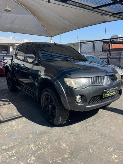 MITSUBISHI L 200 Triton 3.5 V6 HPE 4X4 FLEX CABINE DUPLA AUTOM�TICO, Foto 3