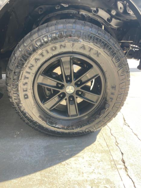 MITSUBISHI L 200 Triton 3.5 V6 HPE 4X4 FLEX CABINE DUPLA AUTOM�TICO, Foto 13
