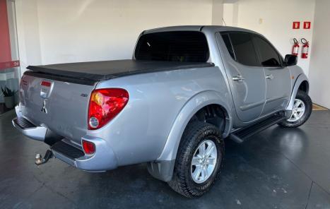 MITSUBISHI L 200 Triton 3.5 V6 HPE 4X4 FLEX CABINE DUPLA AUTOM�TICO, Foto 3
