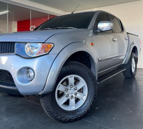 MITSUBISHI L 200 Triton 3.5 V6 HPE 4X4 FLEX CABINE DUPLA AUTOM�TICO, Foto 8