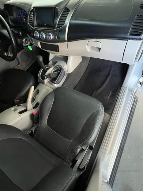 MITSUBISHI L 200 Triton 3.5 V6 HPE 4X4 FLEX CABINE DUPLA AUTOM�TICO, Foto 21