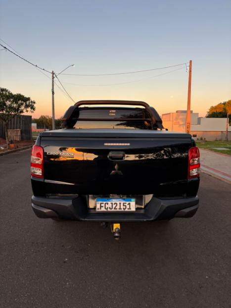MITSUBISHI L 200 Triton 2.4 16V SPORT GLX 4X4 CABINE DUPLA TURBO DIESEL, Foto 6