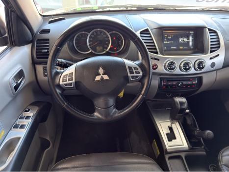 MITSUBISHI L 200 Triton 3.2 16V HPE 4X4 CABINE DUPLA TURBO DIESEL INTERCOOLER AUTOM�TICO, Foto 7