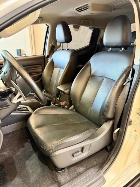 MITSUBISHI L 200 Triton 2.4 16V SPORT HPE-S 4X4 CABINE DUPLA TURBO DIESEL AUTOM�TICO, Foto 10