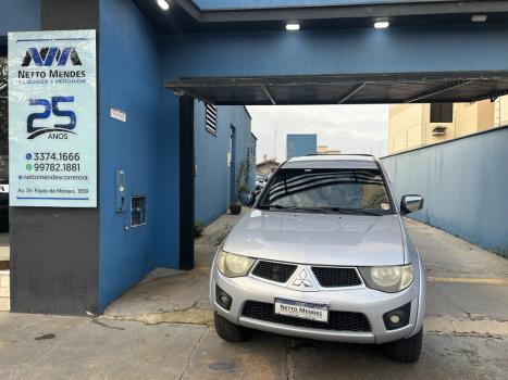 MITSUBISHI L 200 Triton 3.5 V6 HPE 4X4 FLEX CABINE DUPLA AUTOM�TICO, Foto 3