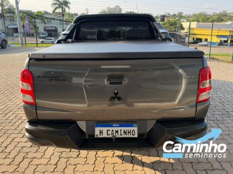 MITSUBISHI L 200 Triton 2.4 16V FLEX GLX 4X4 OUTDOOR CABINE DUPLA, Foto 6