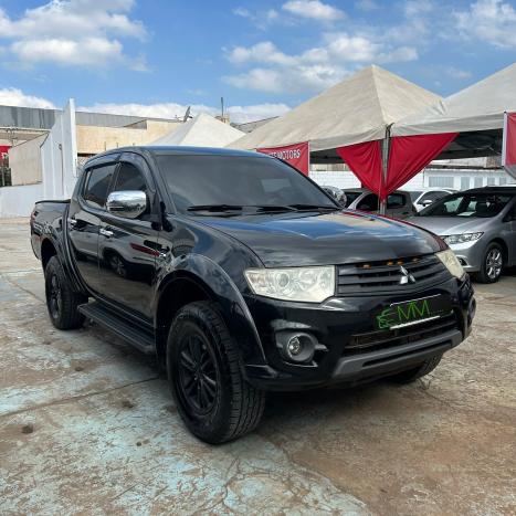 MITSUBISHI L 200 Triton 3.2 16V HPE 4X4 CABINE DUPLA TURBO DIESEL INTERCOOLER AUTOMÁTICO, Foto 4