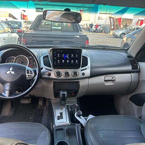 MITSUBISHI L 200 Triton 3.2 16V HPE 4X4 CABINE DUPLA TURBO DIESEL INTERCOOLER AUTOMÁTICO, Foto 8