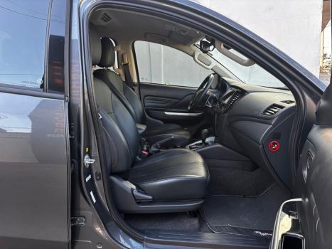 MITSUBISHI L 200 Triton 2.4 16V SPORT HPE 4X4 CABINE DUPLA TURBO DIESEL AUTOMÁTICO, Foto 11
