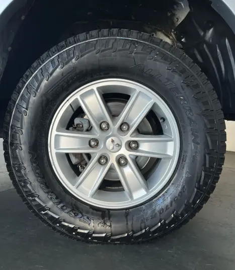 MITSUBISHI L 200 Triton 3.5 V6 HPE 4X4 FLEX CABINE DUPLA AUTOMÁTICO, Foto 13