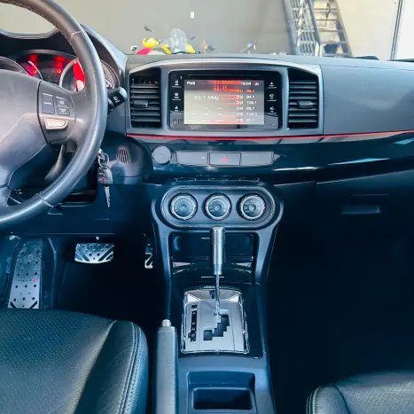 MITSUBISHI Lancer 2.0 16V 4P GT, Foto 12