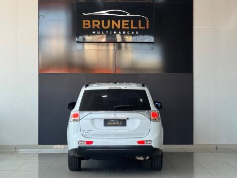 MITSUBISHI Outlander 2.0 16V 4P AUTOMTICO, Foto 3