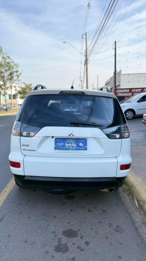 MITSUBISHI Outlander 2.0 16V 4P HPE AUTOMTICO, Foto 4