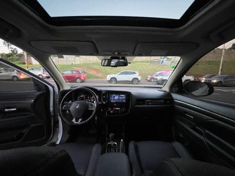MITSUBISHI Outlander 2.0 16V 4P AUTOMTICO, Foto 8