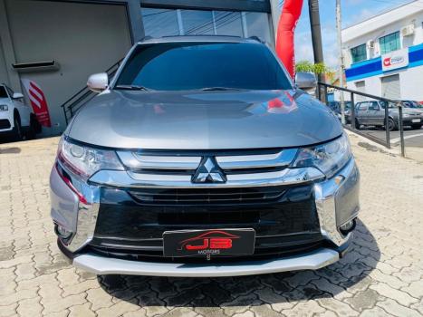 MITSUBISHI Outlander 3.0 V6 24V 4P GT 4X4 AUTOM�TICO, Foto 1
