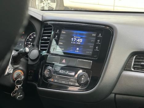 MITSUBISHI Outlander 2.0 16V 4P AUTOM�TICO, Foto 10