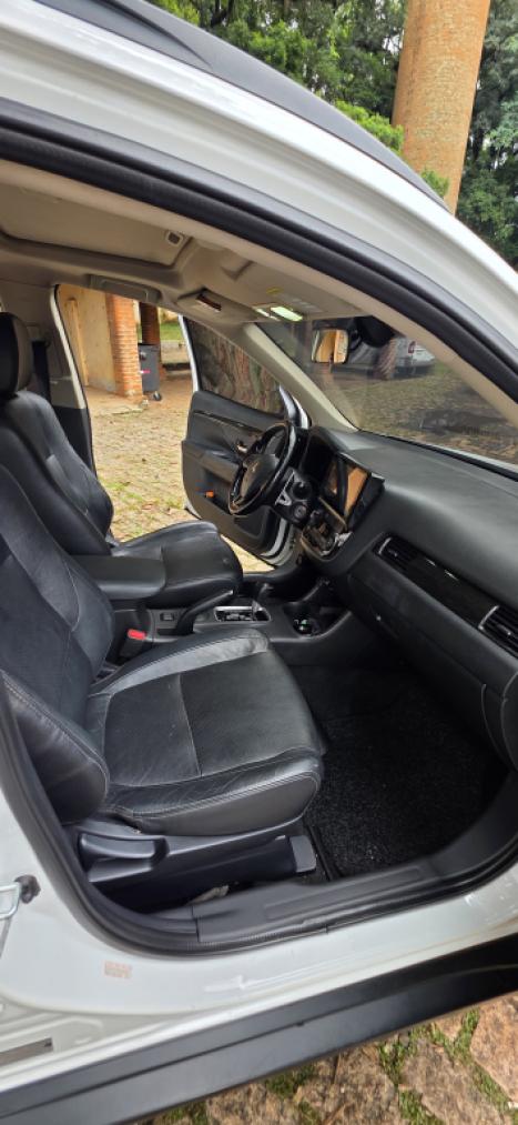 MITSUBISHI Outlander 2.0 16V 4P AUTOM�TICO, Foto 4
