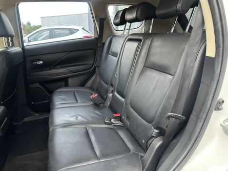 MITSUBISHI Outlander 2.0 16V 4P AUTOM�TICO, Foto 9