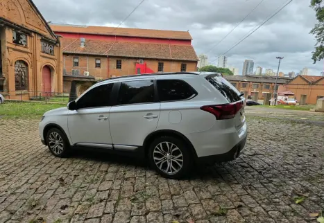 MITSUBISHI Outlander 2.0 16V 4P AUTOM�TICO, Foto 4