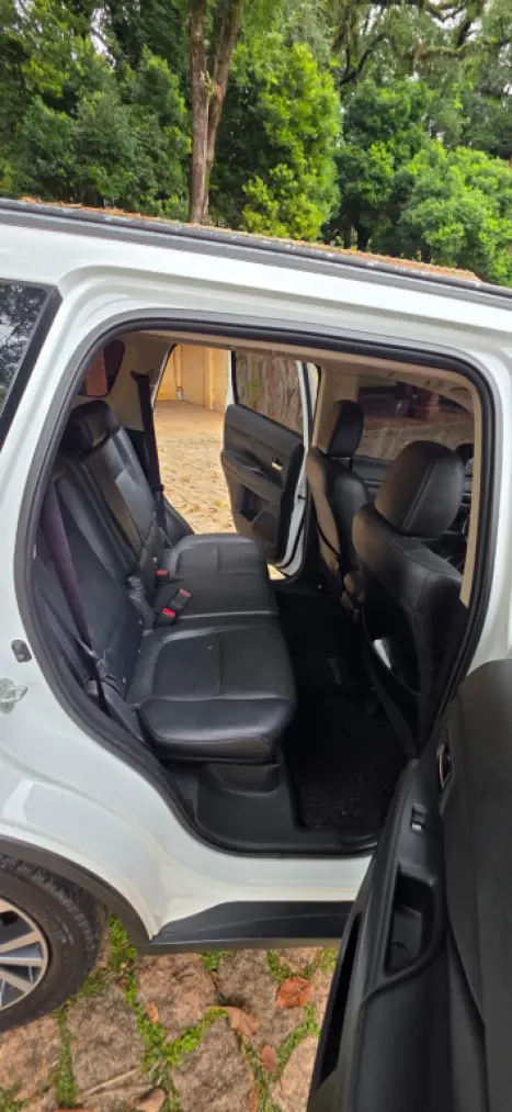 MITSUBISHI Outlander 2.0 16V 4P AUTOM�TICO, Foto 8