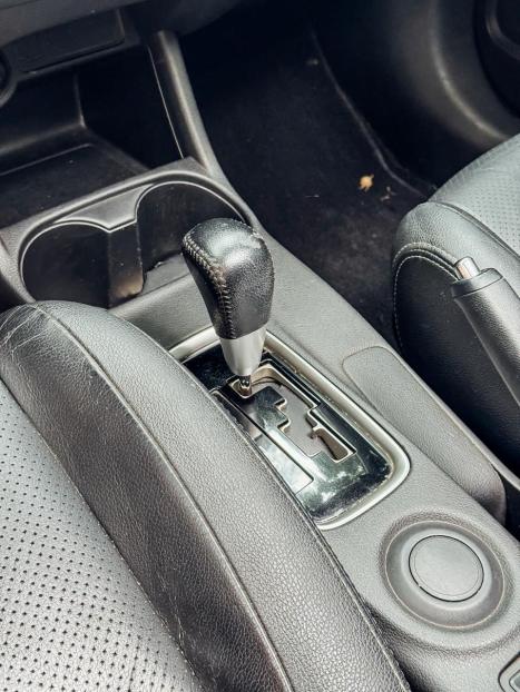 MITSUBISHI Outlander 2.0 16V 4P AUTOM�TICO, Foto 9