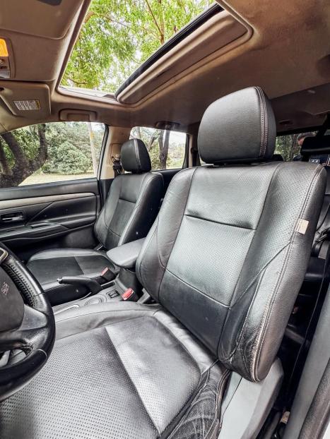 MITSUBISHI Outlander 2.0 16V 4P AUTOM�TICO, Foto 10