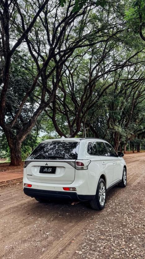 MITSUBISHI Outlander 2.0 16V 4P AUTOM�TICO, Foto 15