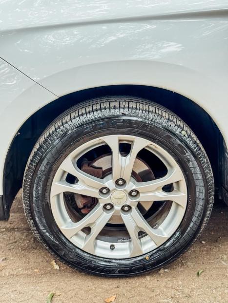 MITSUBISHI Outlander 2.0 16V 4P AUTOM�TICO, Foto 17