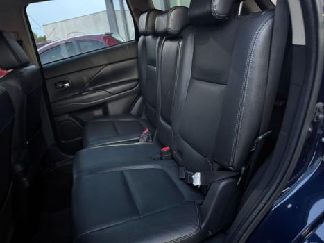 MITSUBISHI Outlander 3.0 V6 24V 4P GT 4X4 AUTOM�TICO, Foto 9