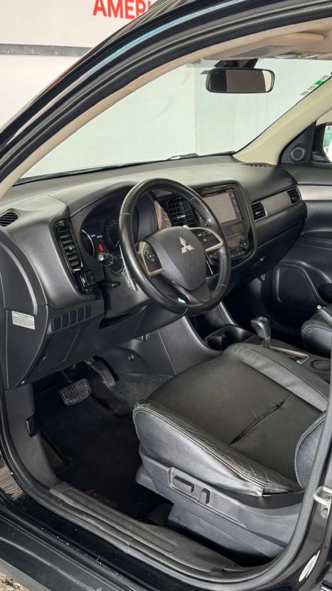 MITSUBISHI Outlander 2.0 16V 4P AUTOM�TICO, Foto 7