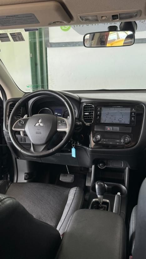 MITSUBISHI Outlander 2.0 16V 4P AUTOM�TICO, Foto 8