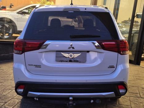 MITSUBISHI Outlander 2.2 16V 4P 4X4 DIESEL AUTOM�TICO, Foto 8