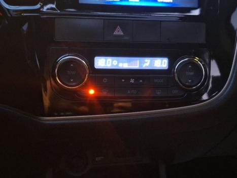 MITSUBISHI Outlander 2.2 16V 4P 4X4 DIESEL AUTOM�TICO, Foto 15