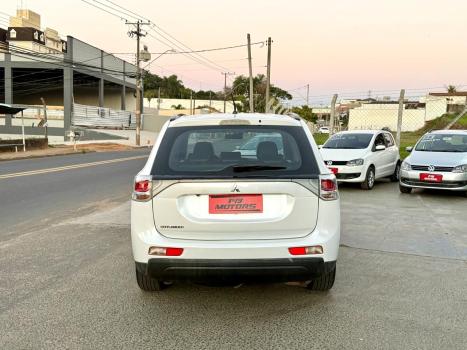 MITSUBISHI Outlander 2.0 16V 4P AUTOM�TICO, Foto 6