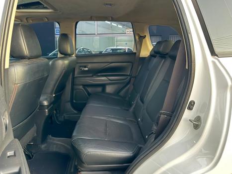 MITSUBISHI Outlander 2.0 16V 4P AUTOM�TICO, Foto 9