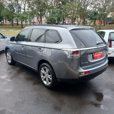 MITSUBISHI Outlander 2.0 16V 4P AUTOMÁTICO, Foto 7