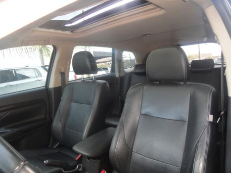 MITSUBISHI Outlander 2.0 16V 4P AUTOMÁTICO, Foto 19